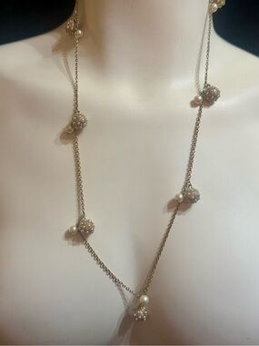 VTG Ann Taylor Faux Pearl & Crystal Fireball Station Necklace - Gold Tone